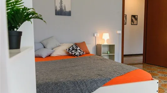 Rooms in Lecco - photo 2