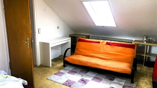 Rooms in Esslingen - photo 1