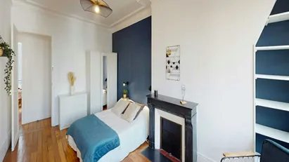 Room for rent in Paris 17ème arrondissement, Paris