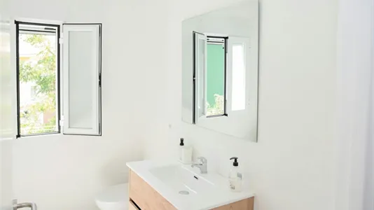 Rooms in Granada - photo 8