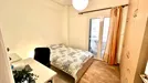 Room for rent, Athens, Isavron