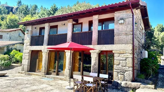 Houses in Terras de Bouro - photo 1