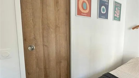 Apartments in Paris 18ème arrondissement - Montmartre - photo 5