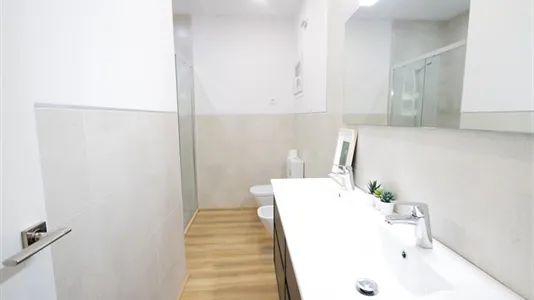 Rooms in Barcelona Sarrià-St. Gervasi - photo 9