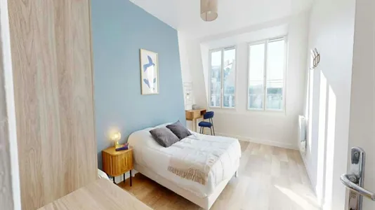 Rooms in Paris 8ème arrondissement - photo 2