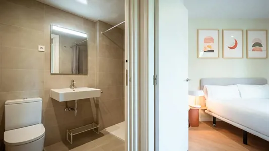 Apartments in Barcelona Eixample - photo 2