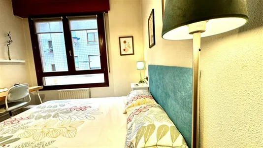 Rooms in Bilbao - photo 10