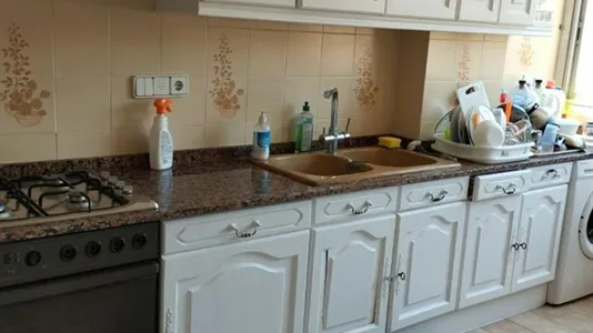 Rooms in Valencia Extramurs - photo 2