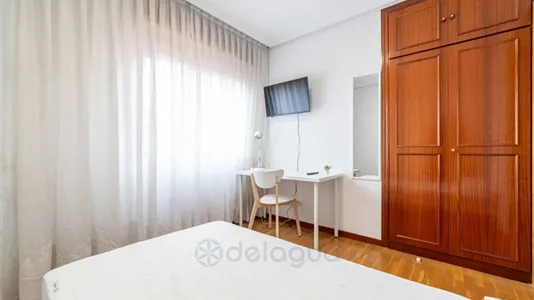 Rooms in Madrid San Blas - photo 2