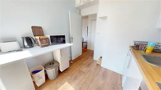 Rooms in Lyon - photo 7