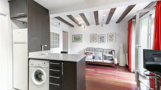 Apartments in Barcelona Ciutat Vella - photo 8