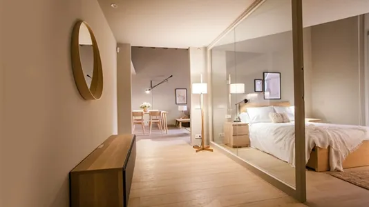 Apartments in Barcelona Ciutat Vella - photo 6