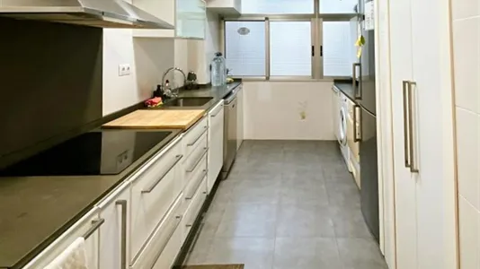 Rooms in Valencia Ciutat Vella - photo 7