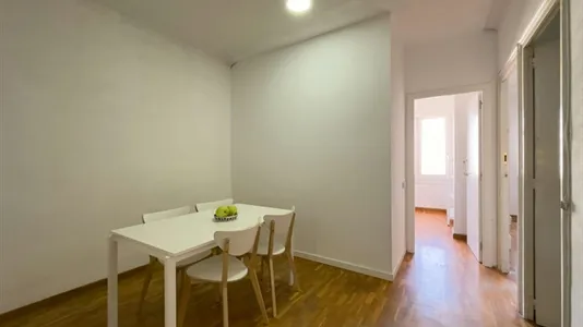 Rooms in Barcelona Eixample - photo 8