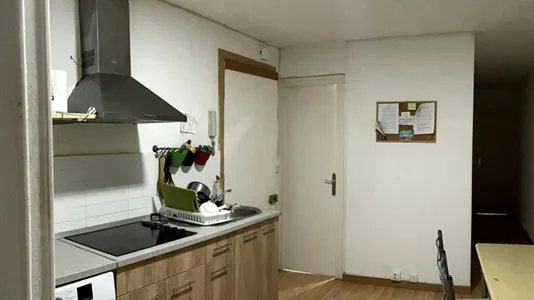 Rooms in Barcelona Ciutat Vella - photo 8