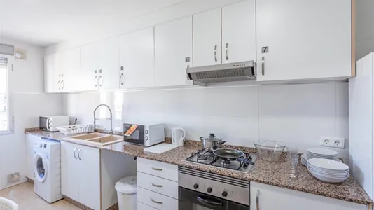 Rooms in Valencia Extramurs - photo 8