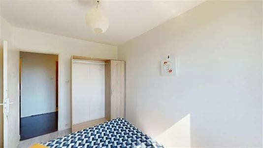 Rooms in Grenoble - photo 3