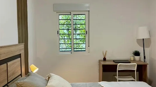 Rooms in Granada - photo 7