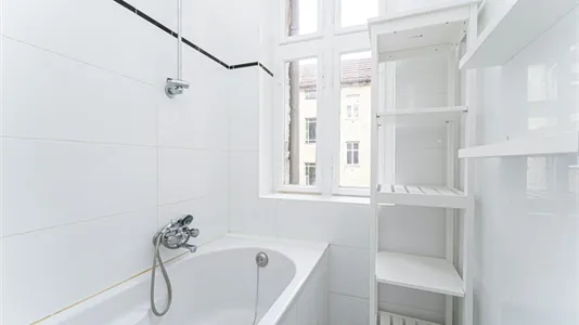 Rooms in Berlin Friedrichshain-Kreuzberg - photo 10