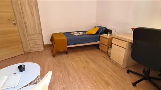 Rooms in Valencia Ciutat Vella - photo 8