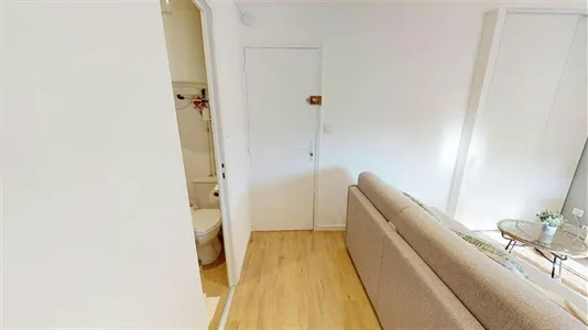 Apartments in Grenoble - photo 2