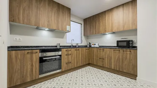 Rooms in Barcelona Eixample - photo 9