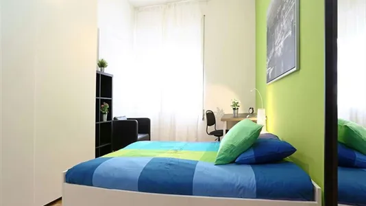 Rooms in Roma Municipio II – Parioli/Nomentano - photo 3