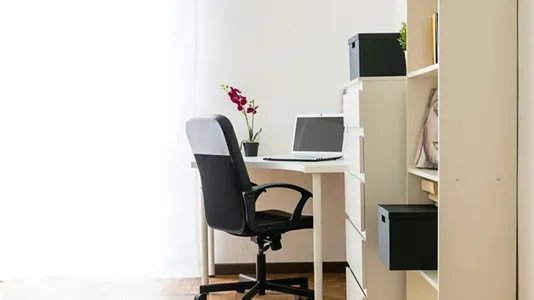 Rooms in Turin - photo 3