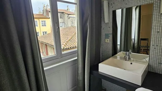 Apartments in Saint-Étienne - photo 10