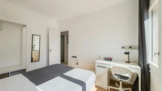 Rooms in Barcelona Eixample - photo 2