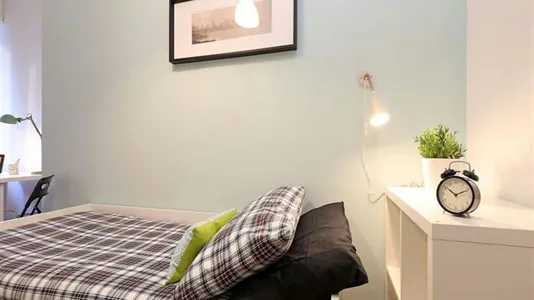 Rooms in Roma Municipio II – Parioli/Nomentano - photo 2