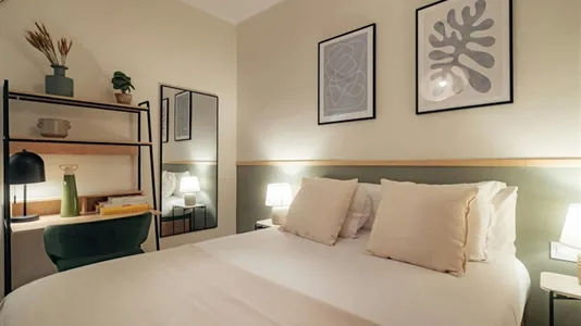 Rooms in Barcelona Eixample - photo 2