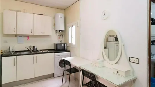 Apartments in Figueres - photo 5