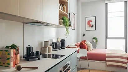 Apartment for rent in Los Bermejales, Andalucía
