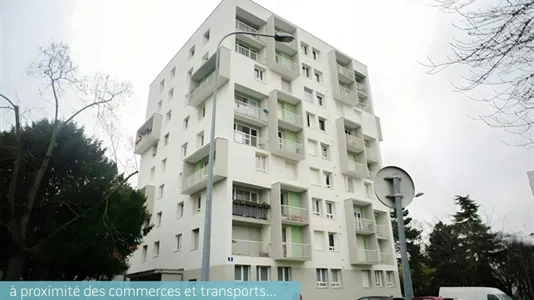 Apartments in Créteil - photo 3