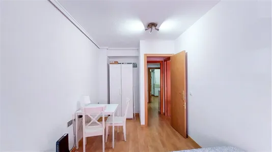 Rooms in Burjassot - photo 4