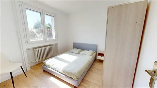 Rooms in Saint-Étienne - photo 2