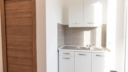 Rooms in Roma Municipio VII – Appio-Latino/Tuscolano/Cinecittà - photo 9