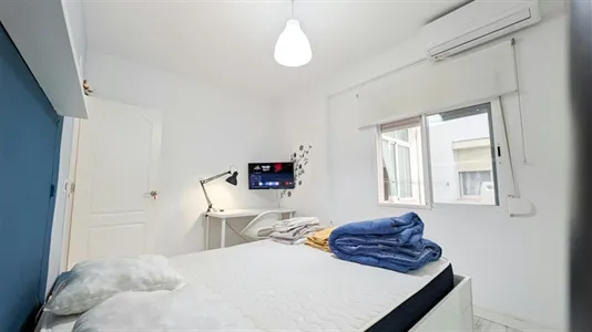 Rooms in Córdoba - photo 5