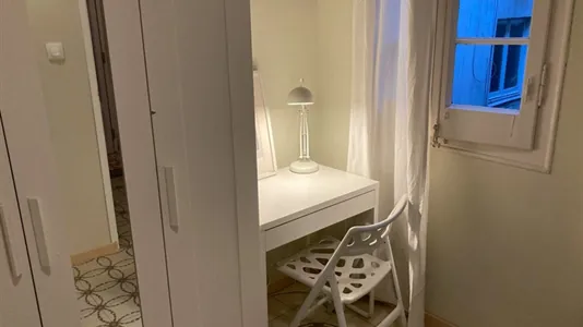Rooms in Barcelona Eixample - photo 5