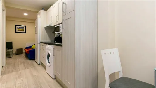 Rooms in Granada - photo 10