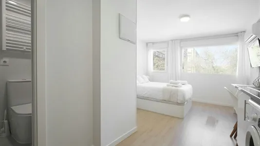 Apartments in Madrid Ciudad Lineal - photo 3