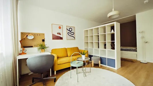 Apartments in Berlin Steglitz-Zehlendorf - photo 3