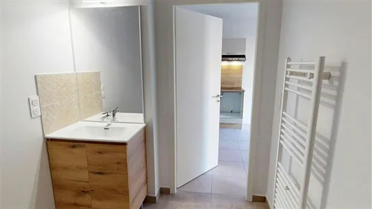 Apartments in Clermont-Ferrand - photo 8