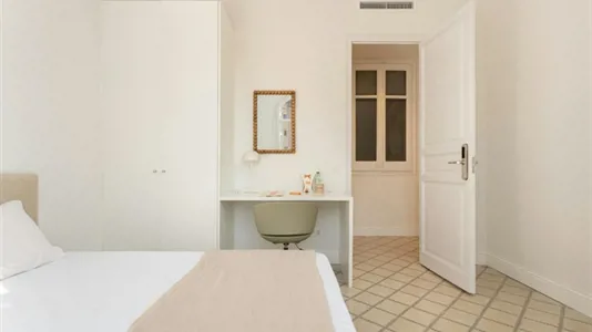 Rooms in Barcelona Les Corts - photo 2