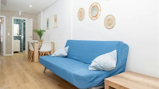 Rooms in Zaragoza - photo 9