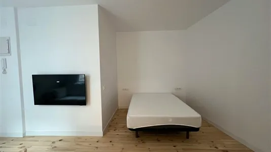 Apartments in Madrid Chamberí - photo 4