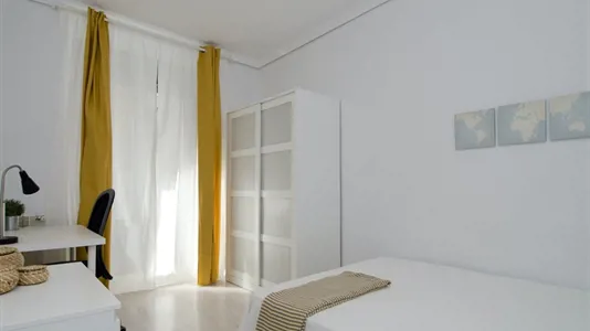 Rooms in Madrid Centro - photo 1