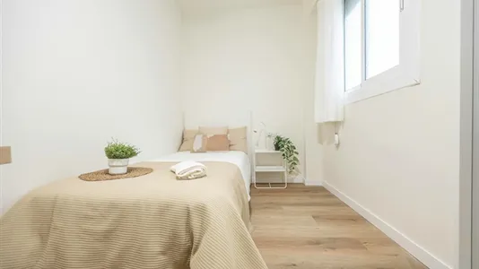 Rooms in Valencia L'Eixample - photo 5