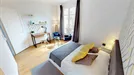 Room for rent, Nanterre, Île-de-France, &lt;span class=&quot;blurred street&quot; onclick=&quot;ProcessAdRequest(9362062)&quot;&gt;&lt;span class=&quot;hint&quot;&gt;See streetname&lt;/span&gt;[xxxxxxxxxxxxx]&lt;/span&gt;